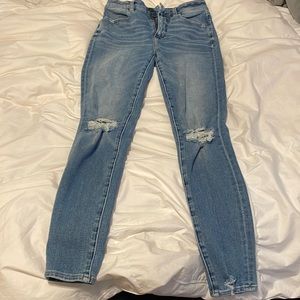 american eagle high rise ripped jean